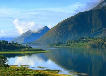 Alasan Permukaan Air Danau Toba Tampak Keruh dan Kecoklatan