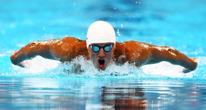 Air Kolam Renang Bisa Jadi Musuh Bebuyutan bagi Rambut