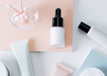 Cara Merawat Kulit di Bagian Leher agar Tampak Lebih Muda