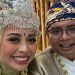 Intip Busana Maula Akbar dan Putri Karlina saat Resepsi Pernikahan
