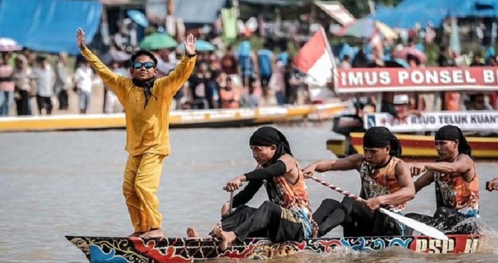 Penari Cilik di Pacu Jalur Kuansing Riau jadi Sorotan Dunia