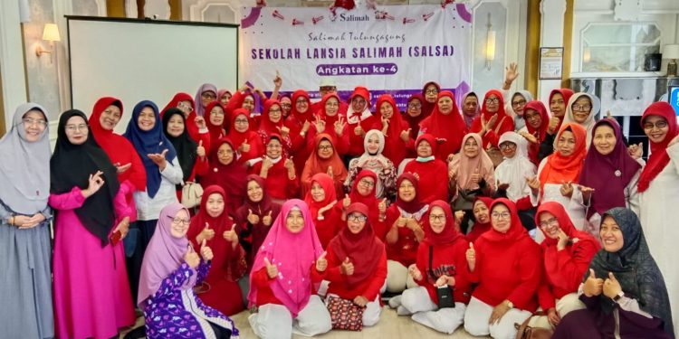 Salimah Tulungagung berbagi Kiat Persendian Sehat untuk Lansia