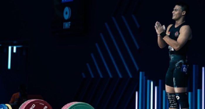 Atlet Angkat Besi Indonesia Cetak Rekor Nasional Clean and Jerk