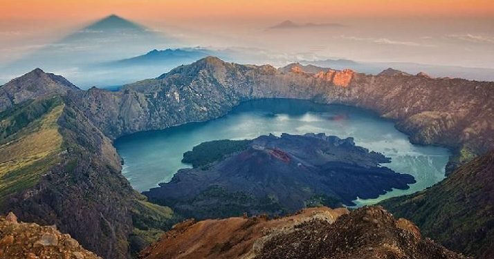 Status Gunung Rinjani Resmi Naik jadi Grade IV/Sulit