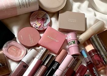 Tips jadi Konsumen Cerdas saat Membeli Produk Kosmetik