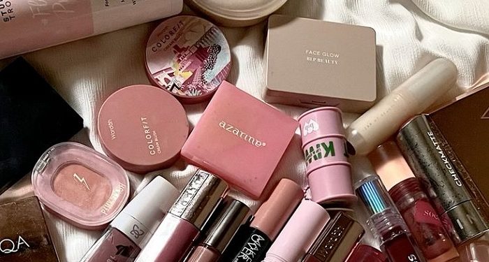 Tips jadi Konsumen Cerdas saat Membeli Produk Kosmetik