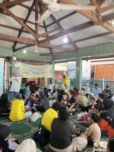 Fisioterapi Vokasi UI Gelar Pelatihan Pijat Bayi