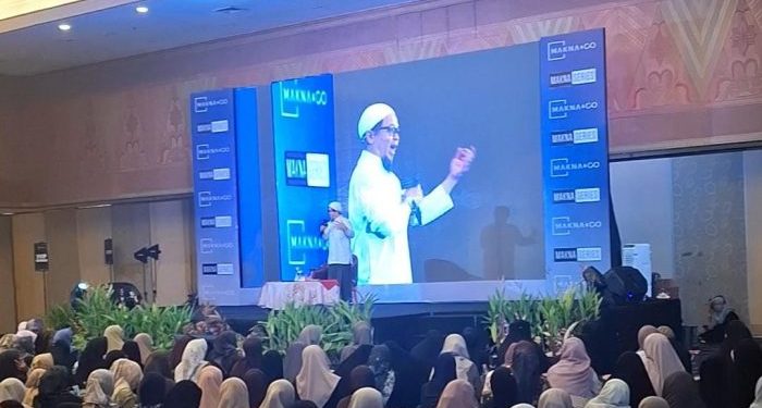Ustaz Abi Makki: Di Tengah Kesendirian, Allah Justru Ingin Kita Mendekat