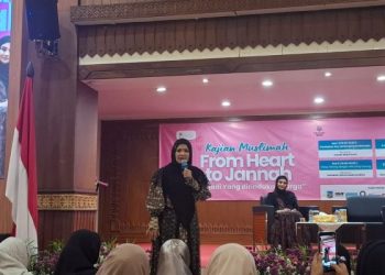 Ustazah Lulung Mumtaza Beri Doa agar Terhindar dari Intimidasi dalam Kajian Muslimah From Heart to Jannah