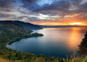 Geopark Kaldera Toba Resmi Berstatus Green Card dari UNESCO Global Geopark