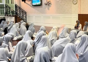 Khusus Para Siswi, SMA Jakarta Islamic School Gelar Mabit 2025