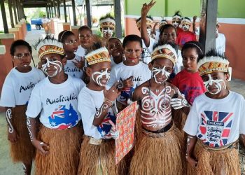 Program Pendidikan Gratis untuk Siswa SMA/SMK di Delapan Kabupaten Papua Tengah