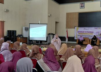 Seminar Muslimah Awali Rangkaian Muswil V Salimah Sulsel
