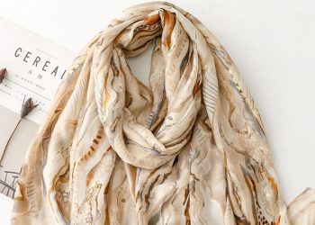 Beberapa Rekomendasi Hijab Pashmina Motif dari Brand Lokal