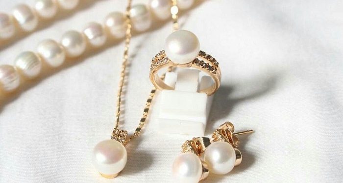 Empat Cara Menyimpan Perhiasan Mutiara yang Benar