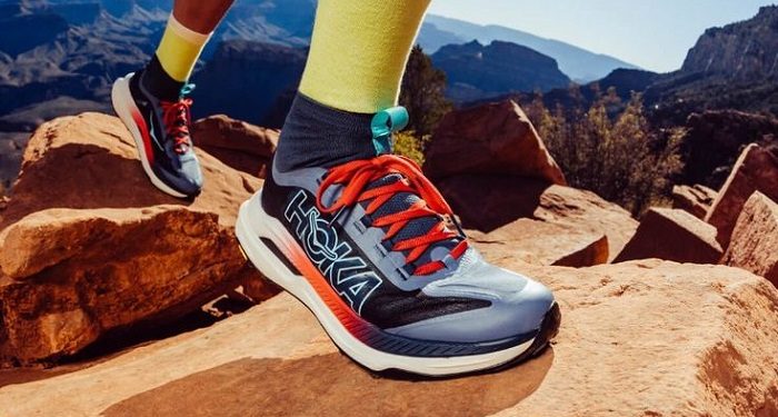 Daftar Sepatu Trail Running Terbaik Tahun 2025 Versi Runner’s World