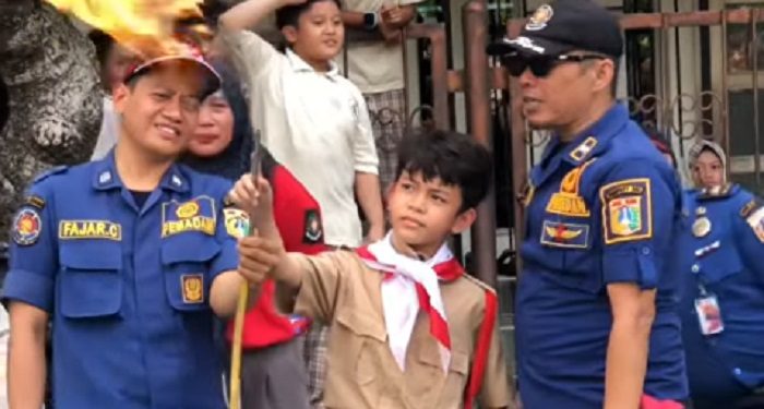 SMP JISc Gelar Sosialisasi Pemadam Kebakaran dan Penyelamatan