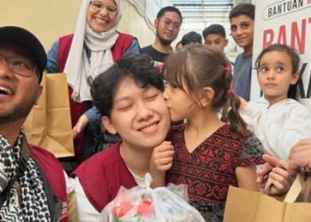 Willie Salim Salurkan Bantuan Kemanusiaan untuk Warga Gaza Secara Langsung