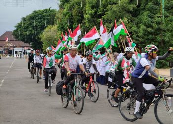 Ride for Palestine 2 Disambut Meriah di Batang, Semua Elemen Turun Tangan Dukung Aksi 1.000 KM untuk Palestina
