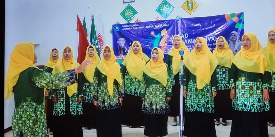 Guru PAUD ABA Cepokokuning Ikuti Lomba Paduan Suara Milad Muhammadiyah ke-113