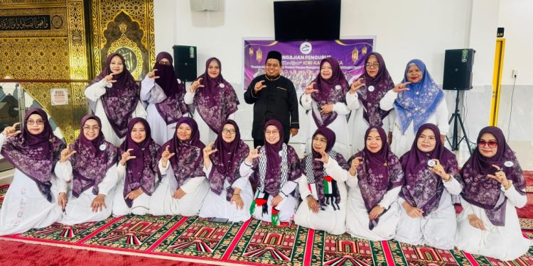 Alisa Khadijah ICMI Mimika Gelar Pengajian Pengurus “Meraih Surga Bersama Palestina”