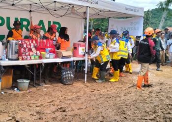 BAZNAS RI Lanjutkan Evakuasi dan Penyajian Dapur Umum untuk Korban Longsor Banjarnegara