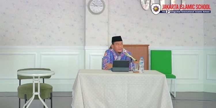 Kajian Muslimah MT JISc Bersama Ustadz Arifin Nugroho Membahas Tema Wanita yang Dirindukan Surga