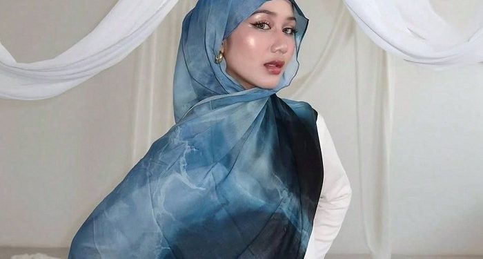 Tutorial Hijab Pashmina Simpel untuk Aktivitas Sehari-Hari