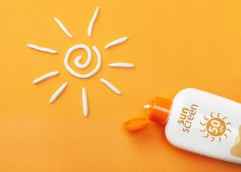 Kebiasaan Pakai Pelembap dan Sunscreen Bagi Pria untuk Kesehatan Kulit
