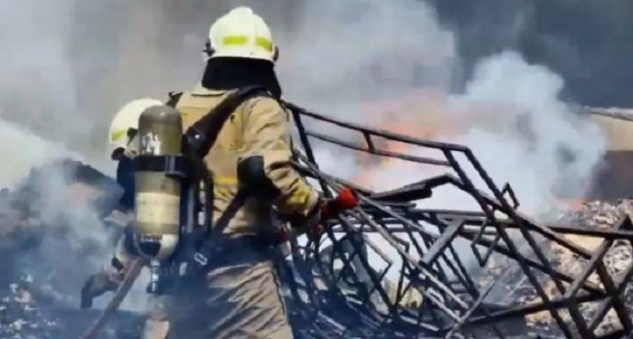 Akibat Kompor Lupa Dimatikan, Pemukiman Padat Penduduk di Cakung Timur Terbakar