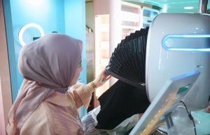 Wardah Hadirkan Inovasi “Hijab Studio AI” di Hijab Fest 2025