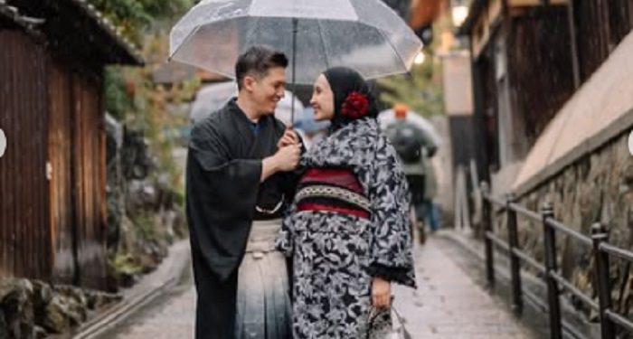 Babymoon ke Jepang Ala Zaskia Sungkar dan Irwansyah