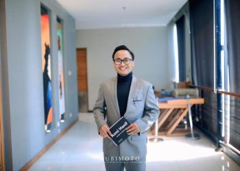 Ketika Kepercayaan Dibangun dari Adab: Kisah Azmi Hanif, MC Wedding Muda Asal Bekasi