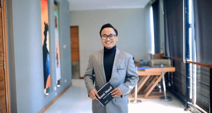 Ketika Kepercayaan Dibangun dari Adab: Kisah Azmi Hanif, MC Wedding Muda Asal Bekasi