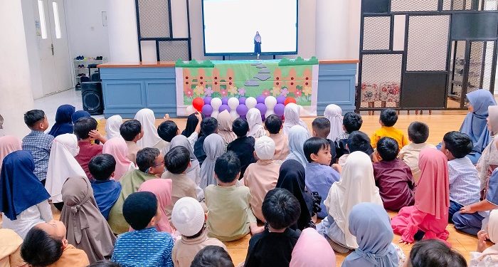 Green Day Puppet Show, Serunya Kindy & Nursery JISc Belajar Cinta Lingkungan Lewat Boneka