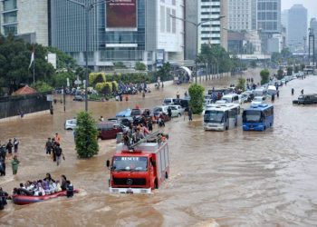 Banjir Mengintai di Musim Hujan, Ini Langkah Kesiapsiagaan yang Perlu Diketahui