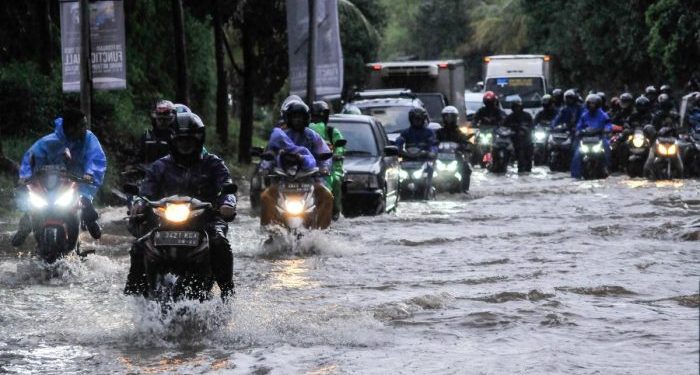 BPBD DKI Jakarta Keluarkan Peringatan Hujan Ekstrem Hingga 24 Januari