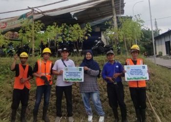 Ayo Less Waste Bersama PNH Menyalurkan Bibit Pohon di Yogyakarta dalam Upaya Cegah Bencana Ekologis Berulang
