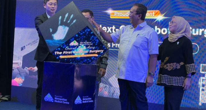 RS MMC Hadirkan Bedah Robotik Telesurgery, Kemenkes Tegaskan Regulasi Siap dan Pemanfaatannya Tak Terelakkan