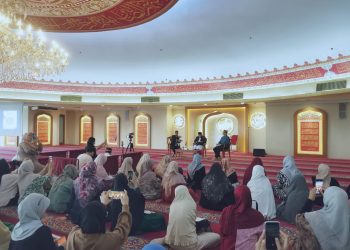Hijabersmom Community Gelar Kajian Bulanan Bersama Abi Amir Faishol di Masjid Alatief
