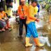 Banjir Batang, DPC PKS Kecamatan Batang Salurkan Bantuan Pangan di Karangasem Utara dan Klidang Lor