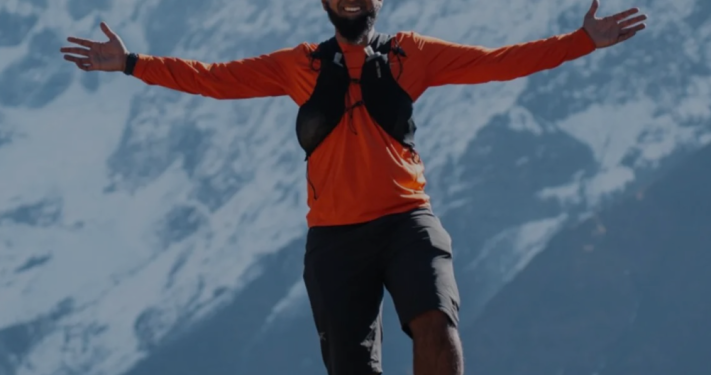 Puluhan Pendaki Muslim Selesaikan Ekspedisi Everest untuk Penggalangan Dana