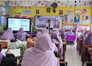 Jelang Wisuda, Lansia Salimah Bogor Dibekali Materi Gaya Hidup Sehat