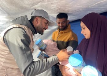 Smart 171 Bagikan Susu Formula ke Wilayah Gaza