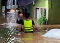 Kampung Melayu, Jakarta Timur Kembali Dilanda Banjir dengan Ketinggian Air 135 cm
