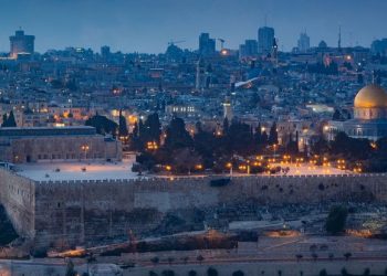 Isra Miraj Nabi Muhammad: Ruh Semata atau Bersama Jasad