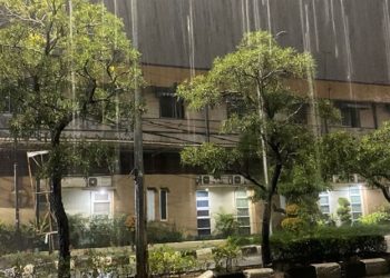 BMKG Prakirakan Sebagian DKI Jakarta Hujan Ringan hingga Malam