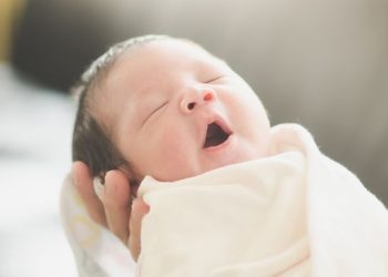 Mengenal Oral Thrust Pada Bayi