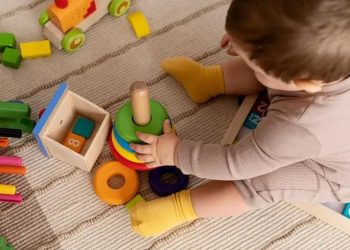 Bunda, Ini Cara Memilih Mainan yang Aman dan Sesuai Usia Bayi