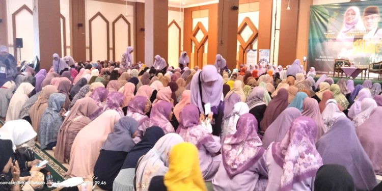 Ribuan Jamaah Padati Majelis Akbar Bekasi, Salimah Bersama IKADI Ajak Umat Sambut Ramadan Berbasis Ilmu